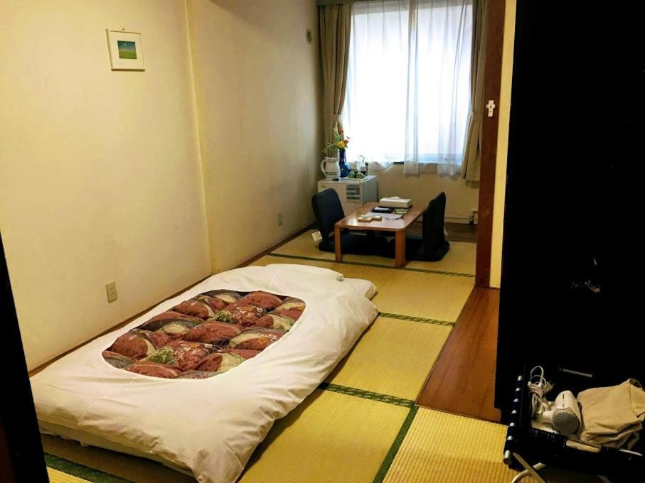 Shinjuku Urban Hotel Токио Экстерьер фото