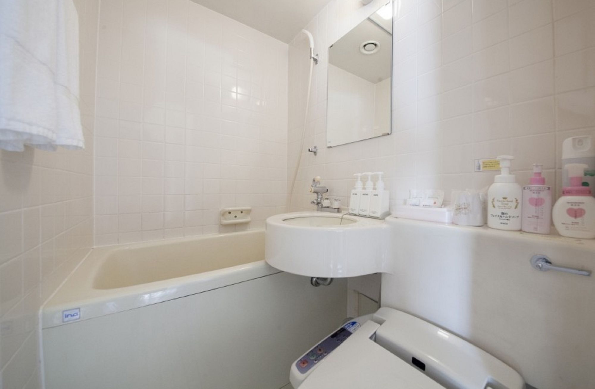 Shinjuku Urban Hotel Токио Экстерьер фото