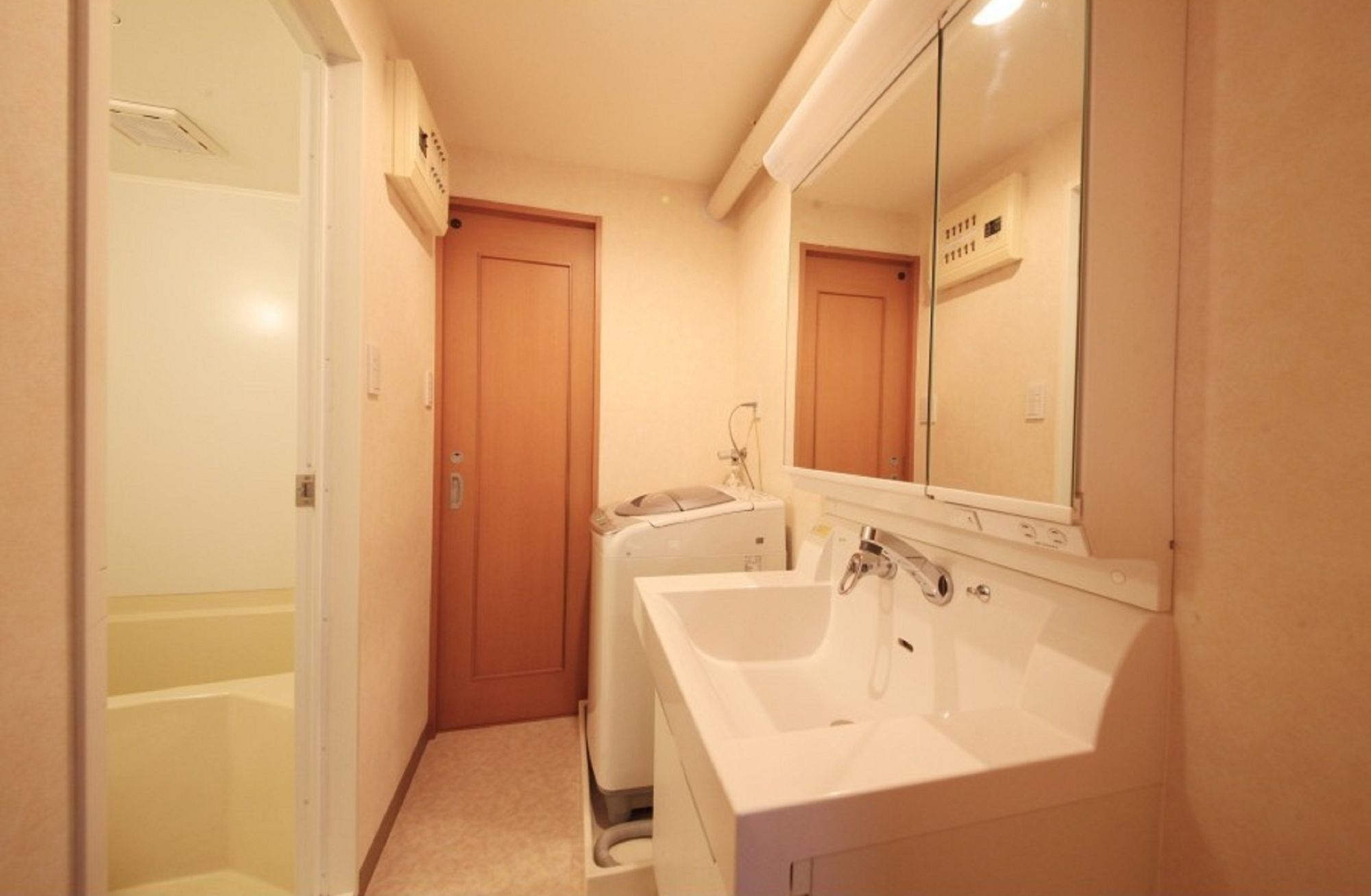 Shinjuku Urban Hotel Токио Экстерьер фото